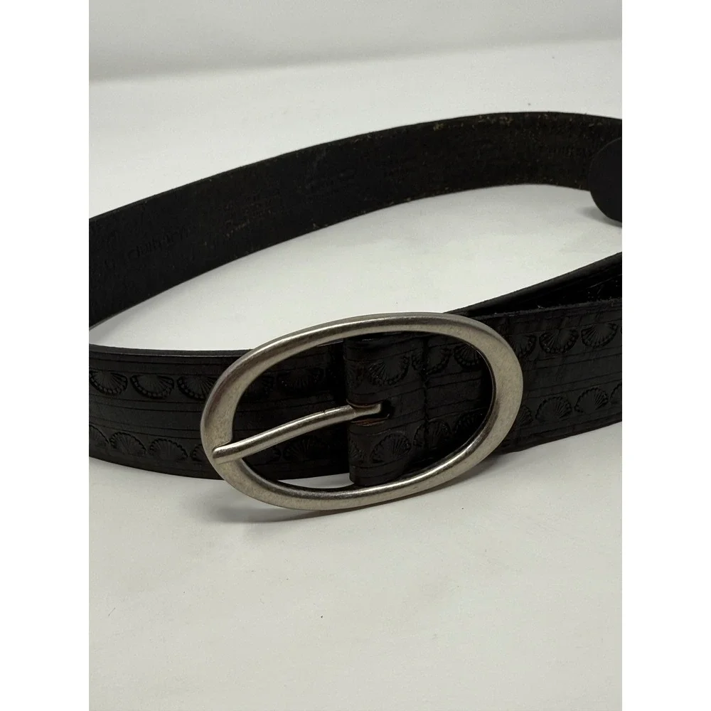 Liz Claiborne Black‎ Genuine Leather Embossed scallop Pattern Belt Silver Buckle